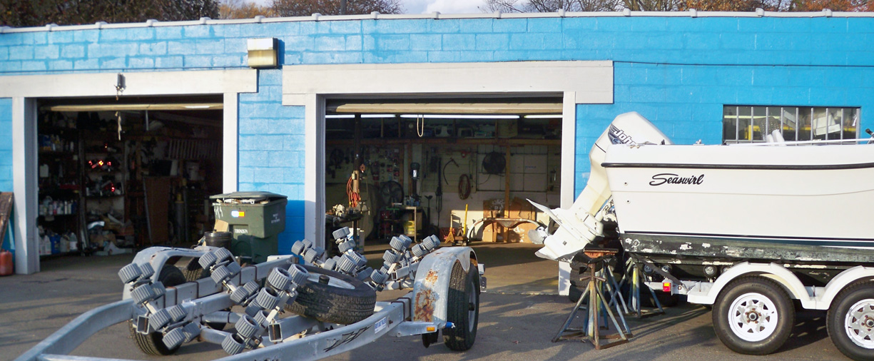 boat trailer services shop bays with trailers outside
